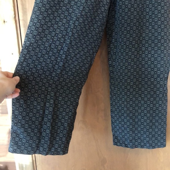 Pure Silk black and white flowy pants - Picture 3 of 8